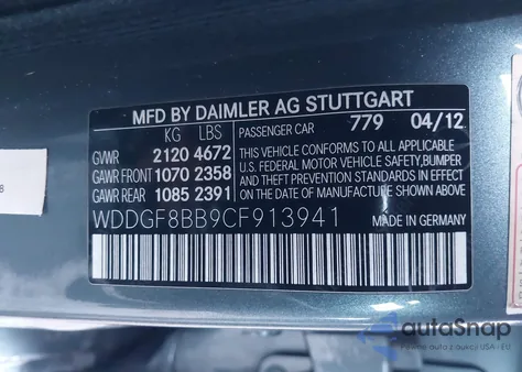 2012 Mercedes-Benz C 300 Sport 4Matic z USA, uszkodzony, nr VIN WDDGF8BB9CF913941